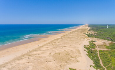 Vue dune au camping 5 étoiles le Vieux Port dans les Landes 