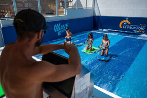 Machine à surf camping 5 étoiles le Vieux Port dans les Landes