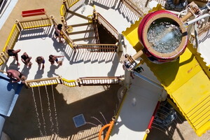 Camping avec Aquasplash dans les Landes activité aqualudique pour les enfants et leurs parents dans le parc à thème Pirate Land (2) vue du dessus de l'aménagement de l'attraction aquatique