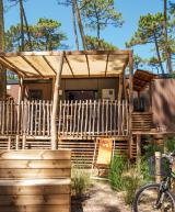 Vue ensemble Lodge Premium 4 personnes dans les Landes au camping Le Vieux Port