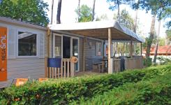 Vue ensemble Mobil-home Resasol 8 personnes dans les Landes au camping Le Vieux Port