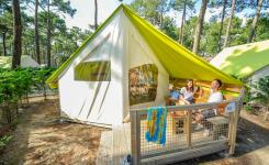 Vue ensemble Tente Eco 4 personnes dans les Landes au camping Le Vieux Port